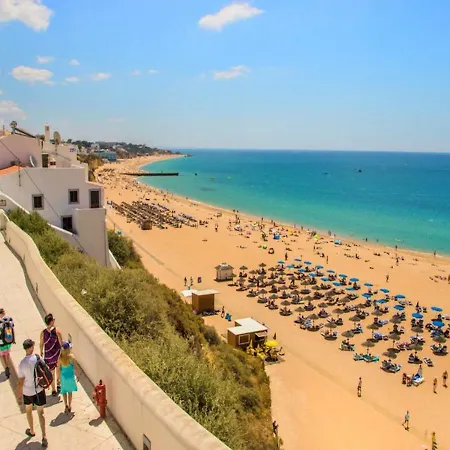 2 Bedroom Marina De Apartment *